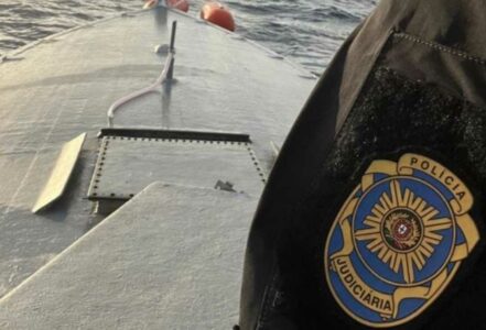 Operacion antidrogë: Kapet nëndetësja e drogës, 6.5 ton kokainë e destinuar për Evropën