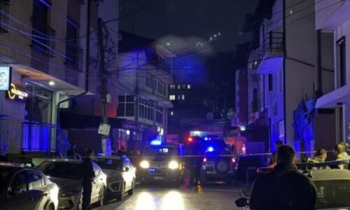 Policia gjen armët që dyshohet se u përdorën në vrasjen e së martës, ishin fshehur në magjistralen Prishtinë-Mutivodë