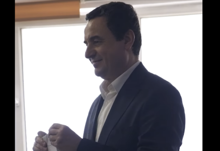 VV-ja publikon video të ‘arritjeve’ për këto vjet qeverisje, thonë se shtuan miqësi të jashtme por deri tani asnjë njohje: Luftuam korrupsionin…