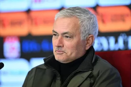 Kombëtarja e madhe evropiane dëshiron Mourinhon për Kupën e Botës 2026