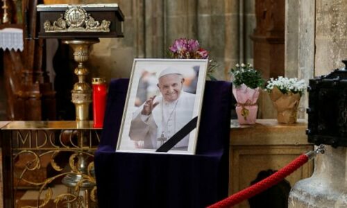 Këta janë liderët botërorë që do të marrin pjesë në varrimin e Papa Françeskut