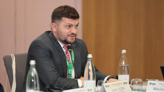 Raportohet se është shkarkuar kryeshefi ekzekutiv i KOSTT-it, Evetar Zeqiri