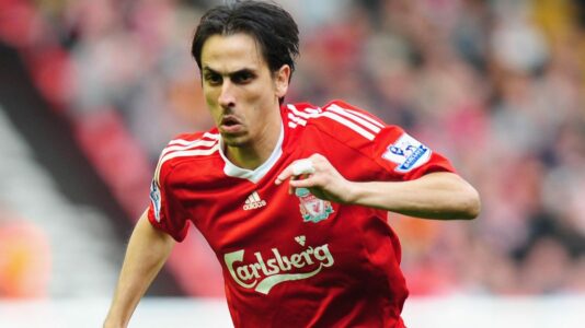 Izrael, sulmohet me granatë shtëpia e ish-lojtarit të Liverpoolit