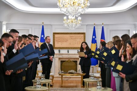 Osmani dekretoi 20 gjyqtarë me mandat fillestar, 12 prej tyre janë gra