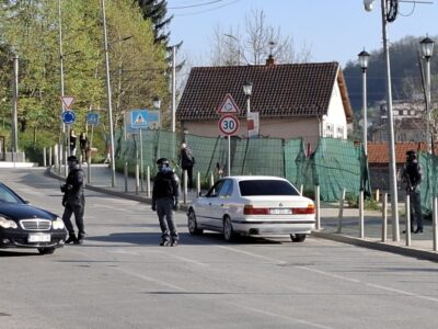 Aksion i madh në Kaçanik: Njësia Speciale bllokon qytetin (VIDEO)