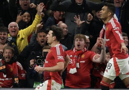 Manchester United kualifikohet në gjysmëfinale të Evropa Ligës, e fiton trillerin e 9 golave kundër Lyonit