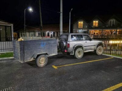 Konfiskohet një automjet në Shtërpcë, me të po transportoheshin drunj pa dokumentacion