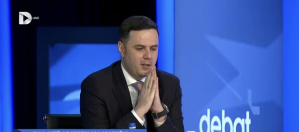 Vota e Duda Baljes, Abdixhiku godet Kurtin: Qysh mbledh Këshillin e Sigurisë për të, e pastaj i ofron post ministror?