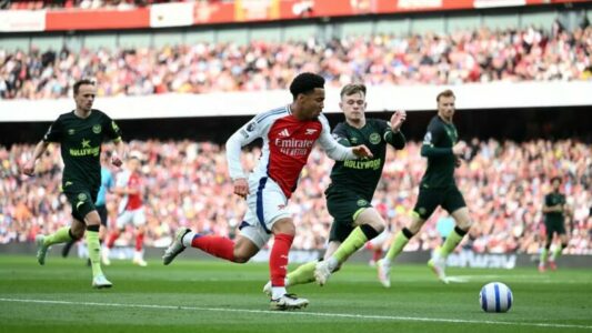 Arsenali ndalet me barazim në shtëpi nga Brentfordi