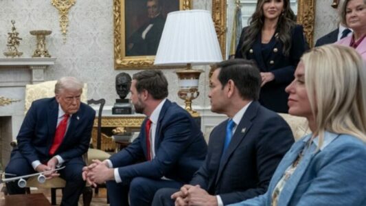 A po përçahet administrata Trump?