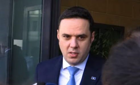 Abdixhiku: BE të vazhdojë të ushtrojë presion mbi shtetin serb