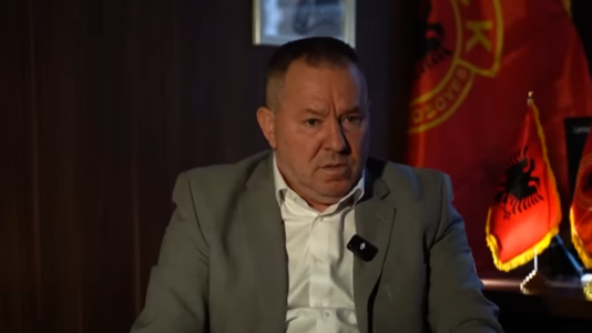 Veç ai që s’ka ndjenja, që s’ka gjak shqiptari, mendon të keqen për ta” – Hysni Gucati për ish-krerët e UÇK-së në Hagë