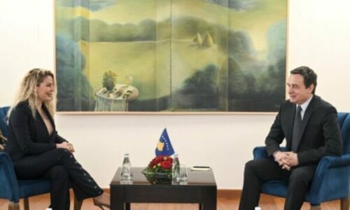 Orët e fundit para seancës: Kurti në takim me Duda Balje – a do ta bind për votë?