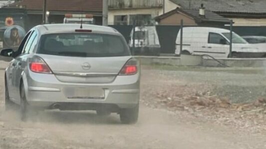 E fotografuan qytetarët, shoferi në Ferizaj ndëshkohet me 300 euro për tejkalim të parregullt