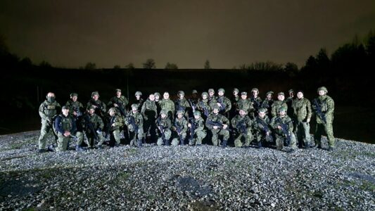 Ushtarët e FSK-së trajnohen për menaxhimin e vijave të zjarrit