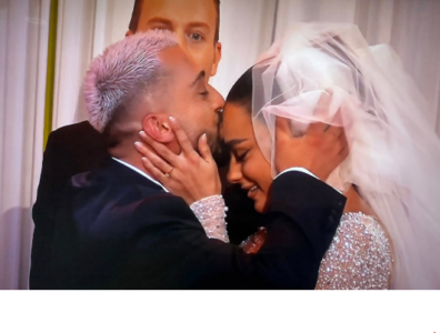 Gjesi bëhet ”pishman” që u martua me Eglin, heq unazën (Video)