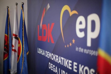 LDK në konferencë për media në ora 14:00