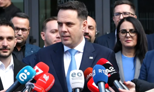 Abdixhiku pas seancës: VV po bën bllokadë, po refuzon kompromisin