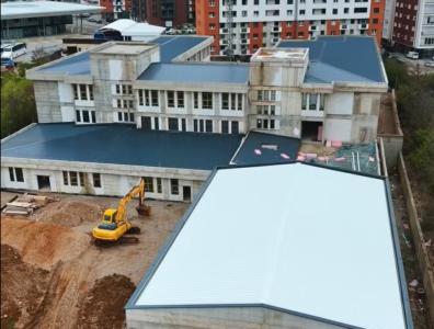 Ndërtimi i shkollës fillore në rrugën “Sali Çeku”, Aliu: Çdo ditë më pranë përfundimit