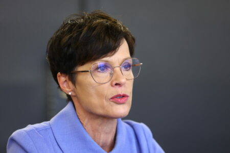 Kos: Normalizimi me Serbinë, parakusht për procesin e anëtarësimit të Kosovës në BE