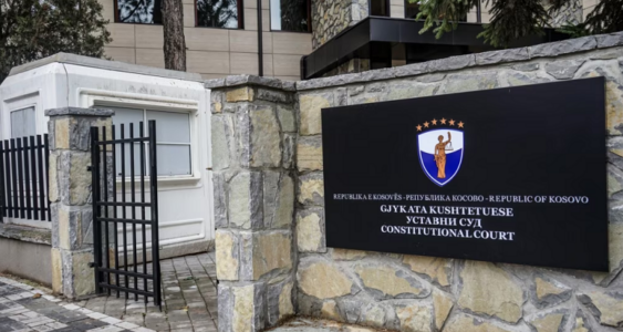 Edhe pas 9 muaj, Gjykata Kushtetuese ende pa vendim për Ligjin e ri për KPM-në – Presidenca në heshtje