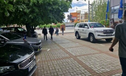 Ngërçi politik në vend: Raportohet se ambasadorët e QUINT-it i shkojnë në takim Kurtit