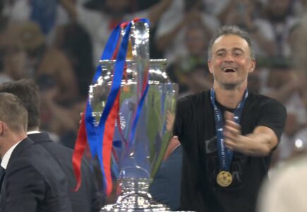 PSG e fiton trofeun e parë të Ligës së Kampionëve