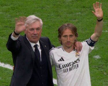 “Bernabeu” mes lotësh i jep lamtumirën Ancelottit, Modriqit e Vazquezit