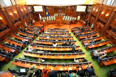 Seanca e konstituimit të Kuvendit si “1001 netë”: Dështon për herën e 15’të