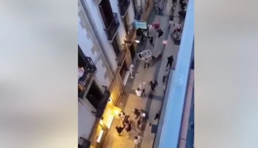 Rrahje mes tifozëve të Man. Utd dhe Tottenhamit