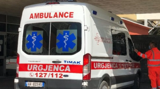 Sherr mes të miturve në Kukës, plagoset me thikë 15 vjeçari – dërgohet në Spitalin e Prizrenit