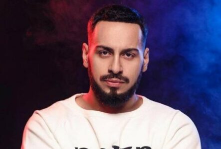 Capital T humb personin e ngushtë të familjes, ndan fjalët lamtumirëse