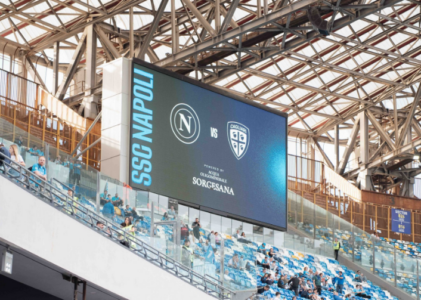 Napoli bëhet gati për festë, formacionet zyratre ndaj Cagliarit