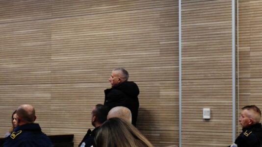 Mbrohet në heshtje Çaslav Joliq, i akuzuar për krime lufte në Istog