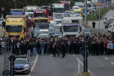Qeverisë e ZRrE-së i kërkohet shtyrja e afatit të daljes në tregun e lirë