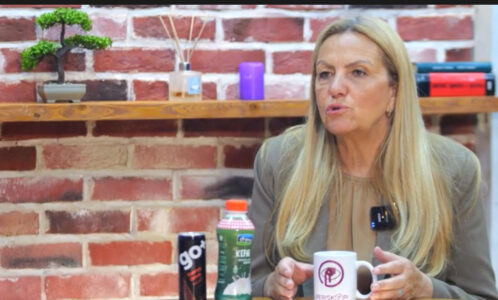 Deputetja e AAK-së: Albulena Haxhiu mbi Kushtetutën, mbi ligjet dhe mbi Kosovën