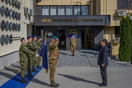 Komandanti i KFOR-it pret ambasadorin italian, flasin për gjendjen e sigurisë në Kosovë
