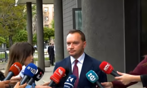 Zogaj: Ne kërkojmë qasje serioze për dalje nga ngërçi, presim që VV t’i ftojë partitë tjera