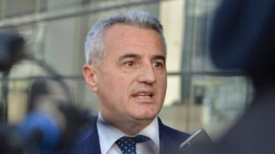 Raporti i lirisë së medias, Koci numëron disa tituj nxitës të mediave në Serbi ndaj Kosovës