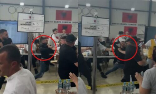 Plas grushti në një qendër numërimi në Tiranë, vëzhguesi godet kryetarin e KZAZ