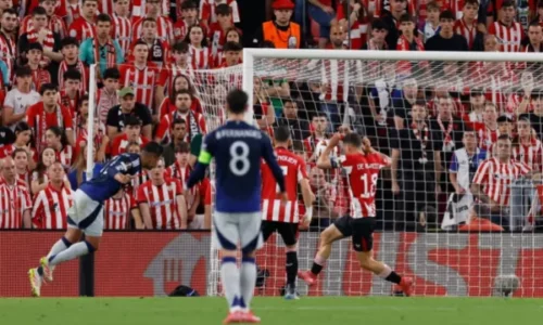 Sonte do të zbulohen dy finalistët e Europa League