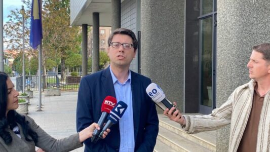 “S’i bie pishman” – Murati: S’shoh problem në publikimin e emrave të gjyqtarëve