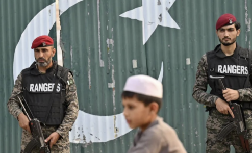 Si nisi përplasja e armatosur mes Indisë dhe Pakistanit