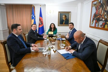 Dalin pamjet e para nga takimi i liderëve politik me Presidenten Osmani