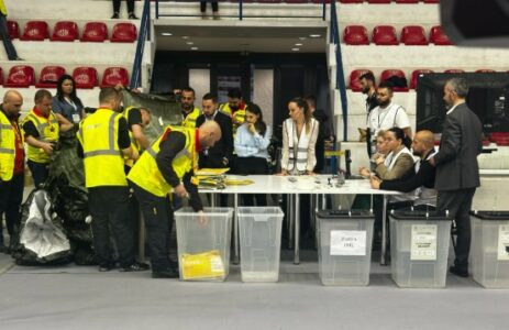 Numërohen mbi 50% e votave, PS kryeson me 52.8%, PD 33.9%