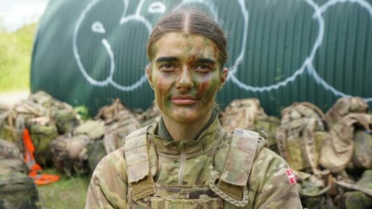 Danimarka prezanton rekrutimin ushtarak për gratë, është një sistem lotarie