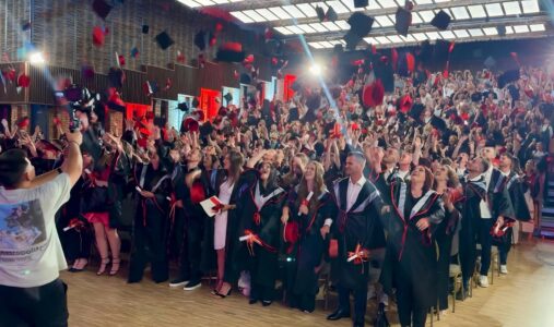 Ceremoni madhështore Diplomimit në Uni Universum International College