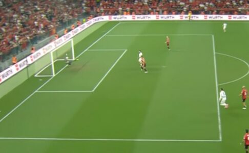 Strakosha shpëton Shqipërinë me një superpritje