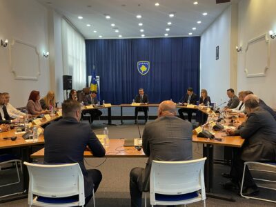 Gjykata Kushtetuese s’i pajton partitë për konstituimin e Kuvendit, s’pritet rezultat as sot