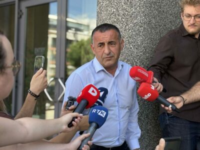 Brahimaj: Interpretimi i Kurtit për Kushtetuesen është mashtrim, po i zbulohen këmbët